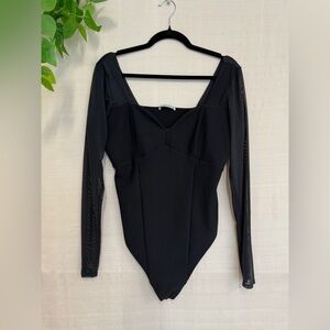Black Sweetheart Neck Bodysuit